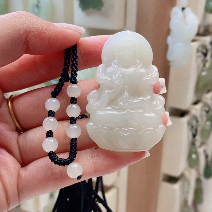 和田玉未镶嵌颈饰