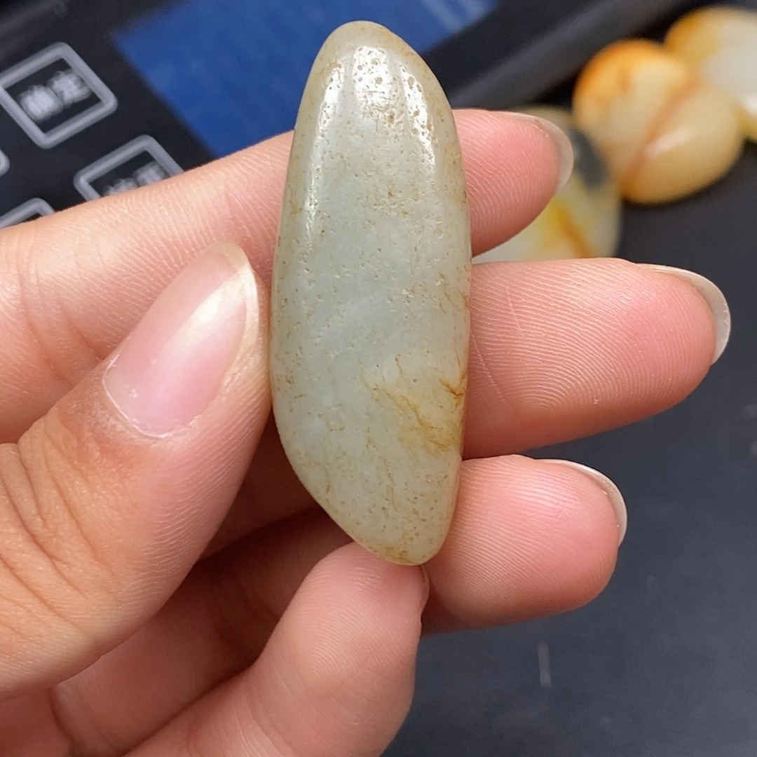 和田玉（糖玉）未镶嵌挂件