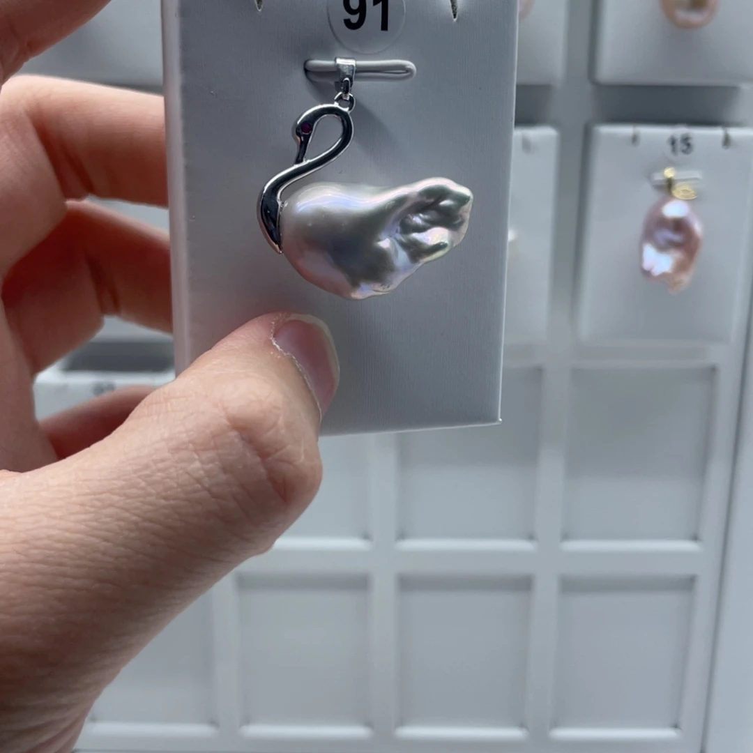 淡水珍珠颈饰合金