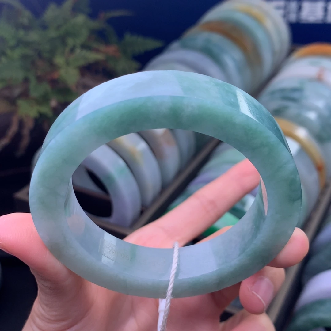 定制翡翠未镶嵌手镯定制不退不换