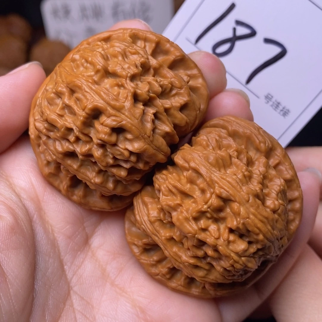 把件文玩核桃187闷尖白狮子头4.8尺