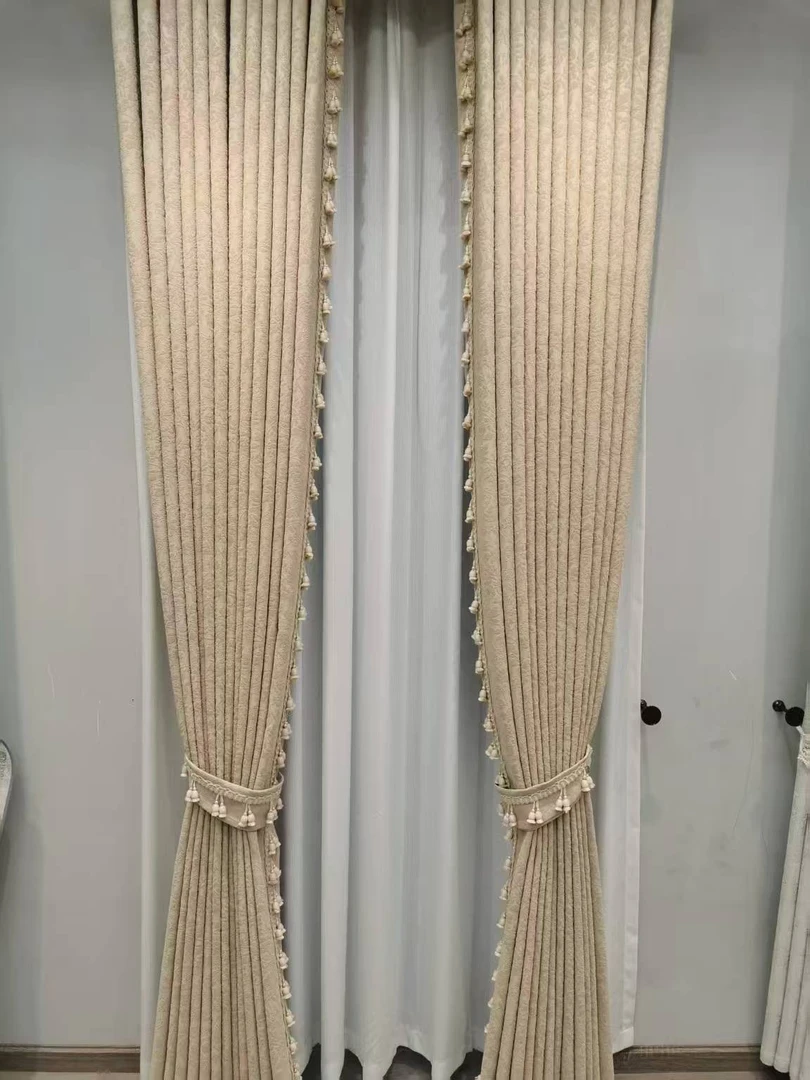 窗帘浮雕雪尼尔拿铁