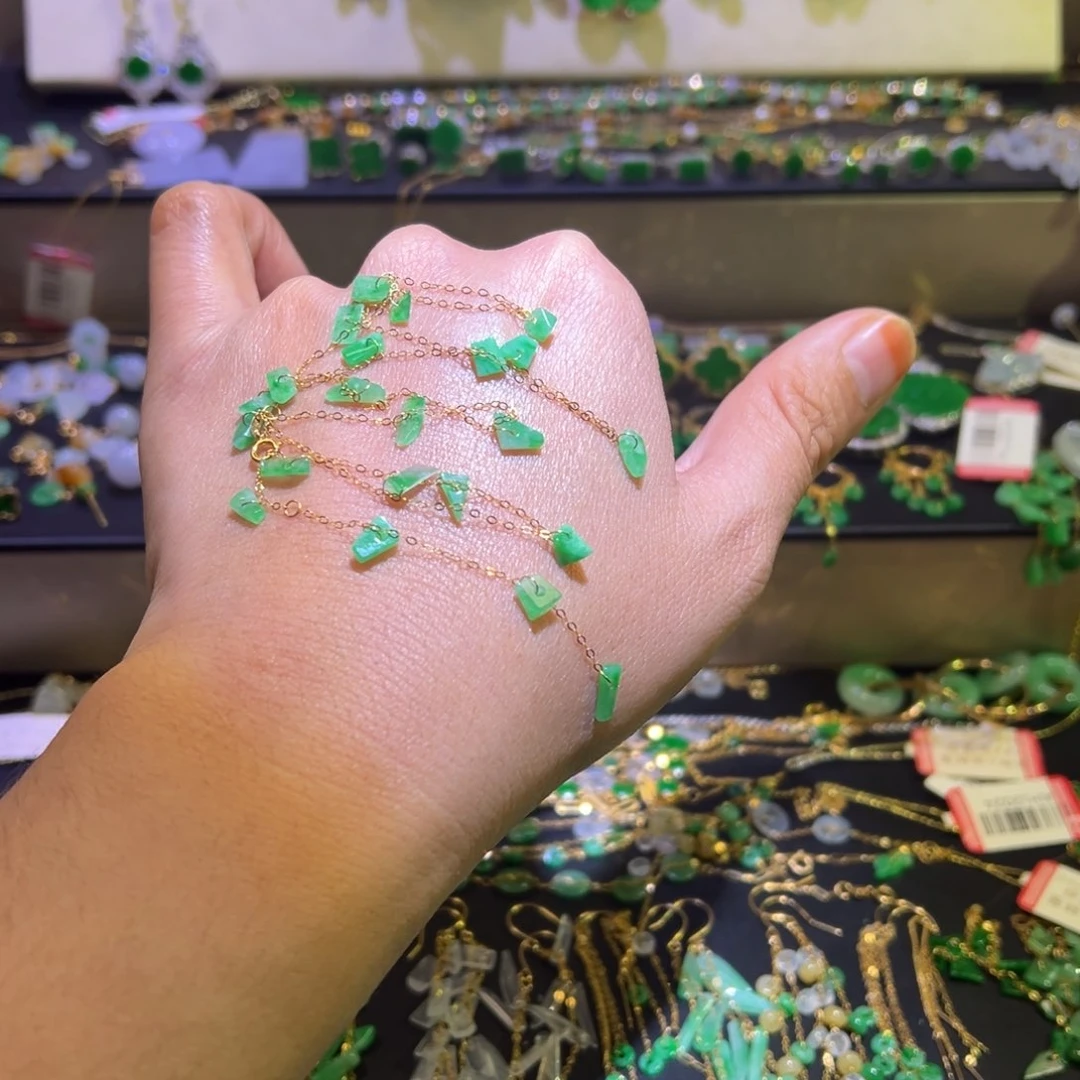 颈饰未镶嵌翡翠支持复检，缅料