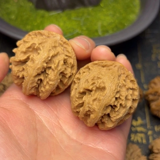 文玩核桃吊坠秦岭核桃25