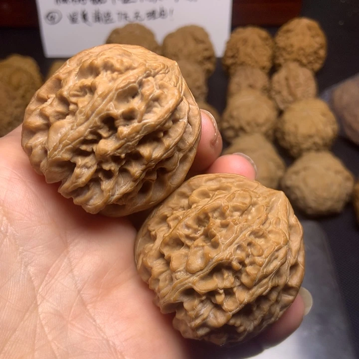 文玩核桃把件奇*果文玩核桃野牛42尺