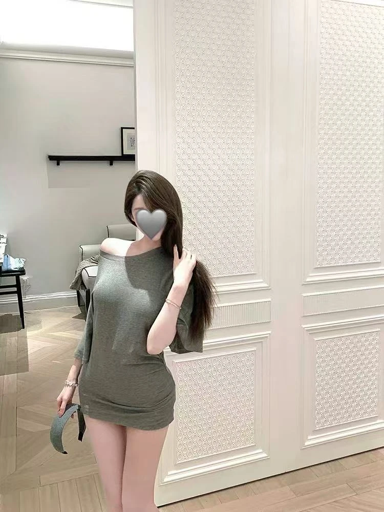 梦梦 MENGMENG｛作弊身材 新款纯欲性感收腰显瘦t恤上衣}