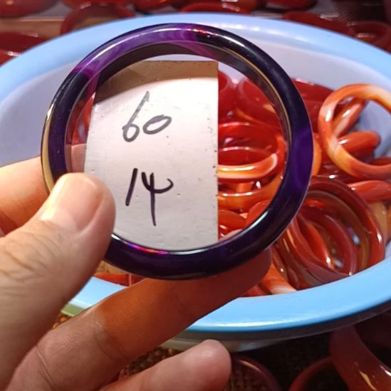 玛瑙/玉髓未镶嵌手镯