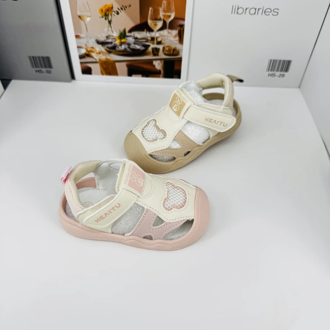 2028~儿童夏季镂空时尚透气软底舒适关键机能学步凉鞋 百搭防滑