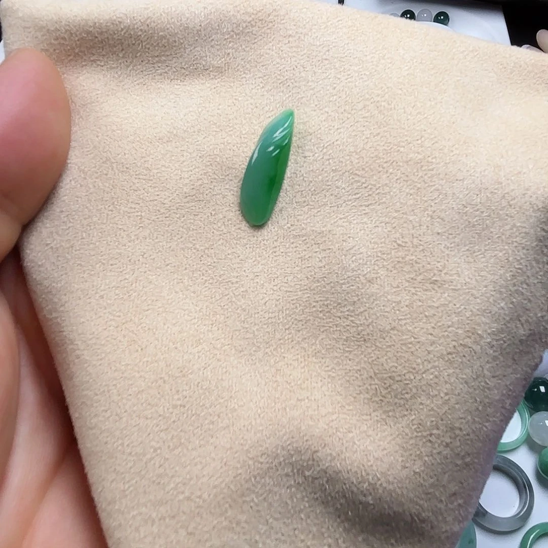 翡翠未镶嵌吊坠(不含链)时*序