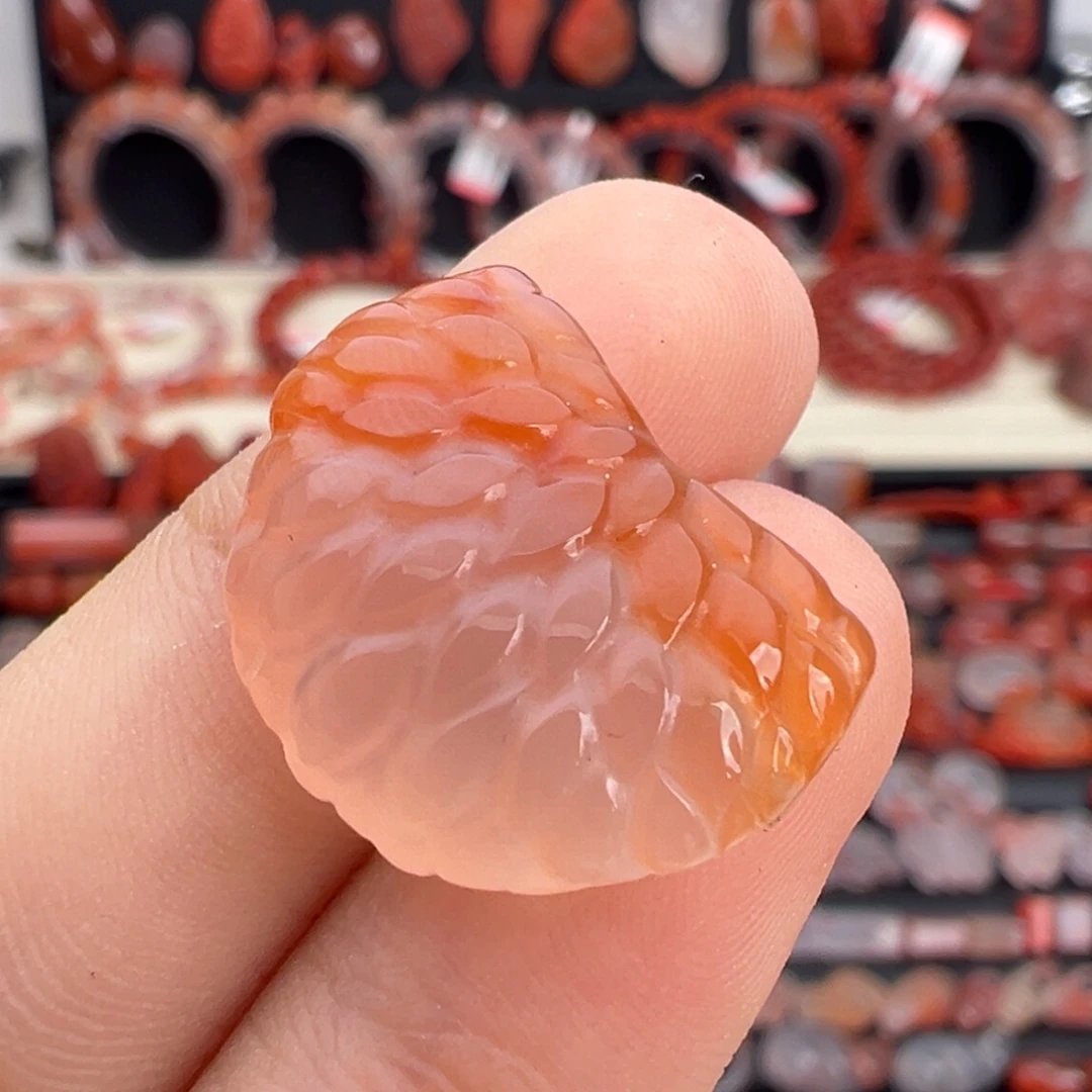 南红玛瑙未镶嵌颈饰橘子瓣