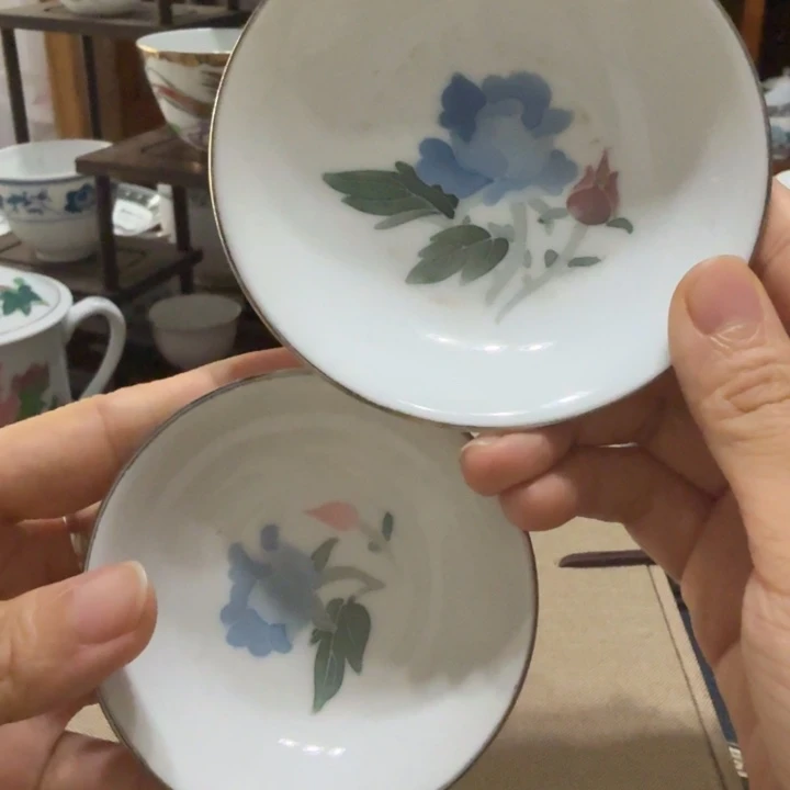 醴陵蝴蝶款2片小味碟微瑕