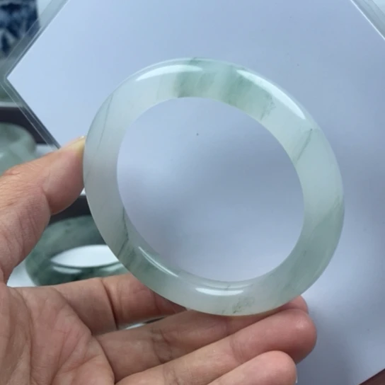石英质玉（金丝玉）未镶嵌手镯