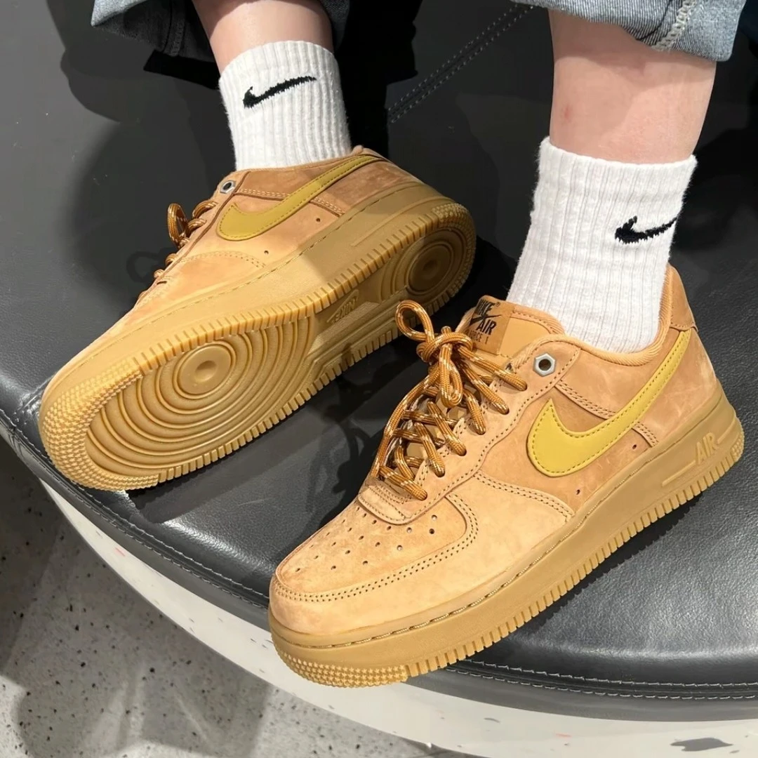 双节特惠耐克（NIKE）男子经典小麦色空军休闲潮流鞋CJ9179-200