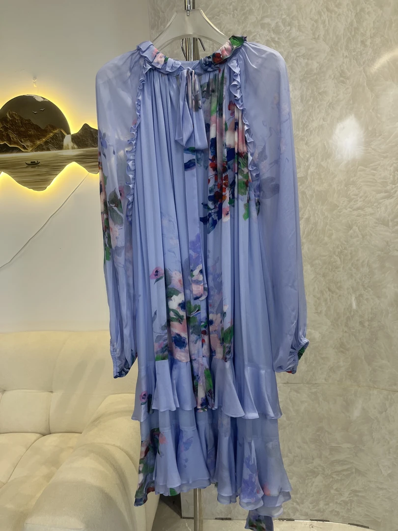 2025年新款真丝时尚印花连衣裙