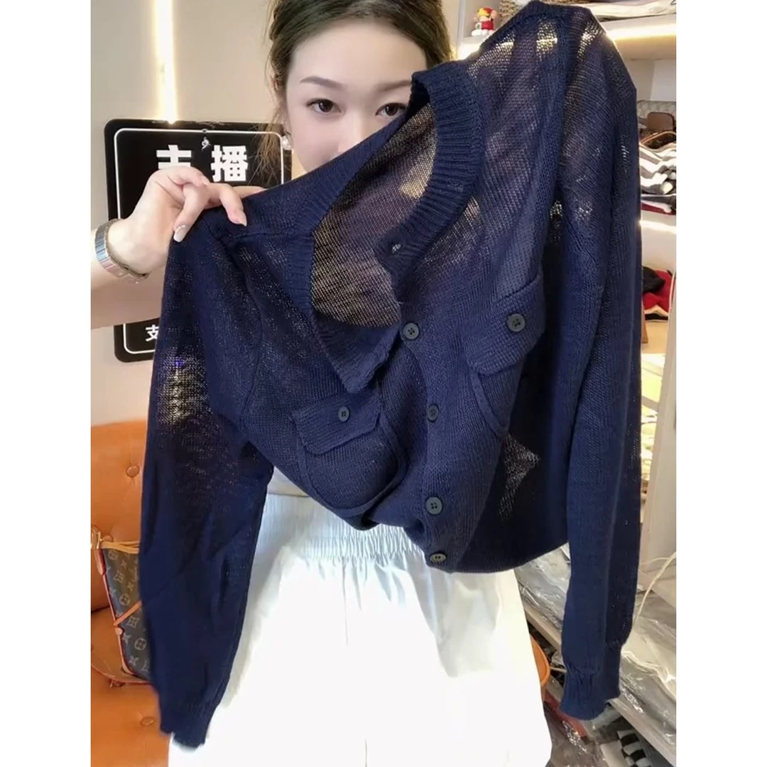 法式简约风百搭复古显白深蓝色上衣女2025早秋圆领纽扣长袖针织衫