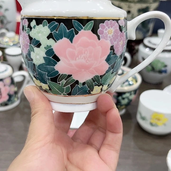 釉下五彩瓷的制作工艺