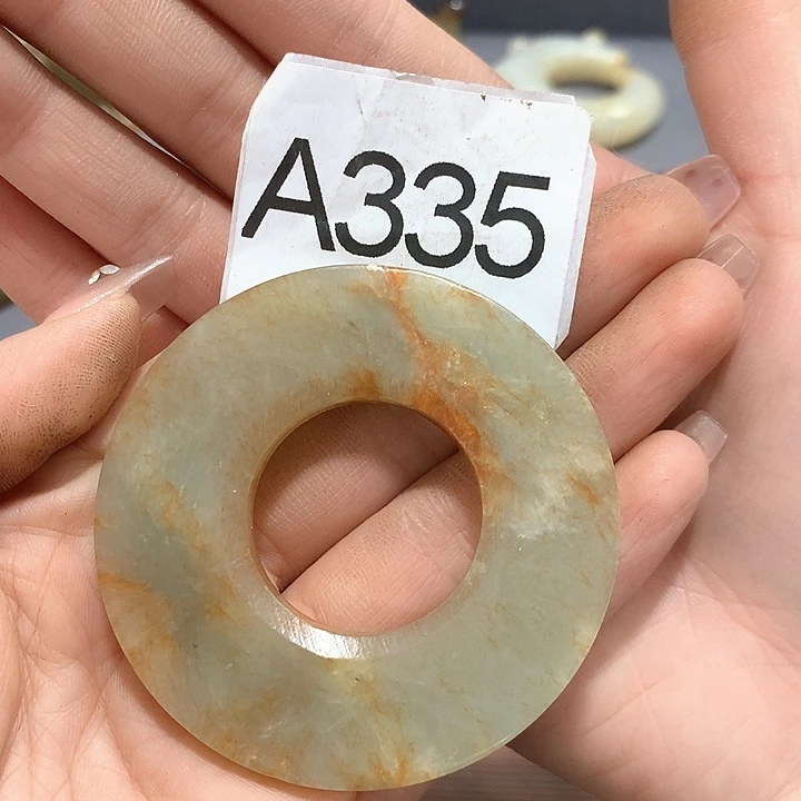 和田玉挂件未镶嵌义