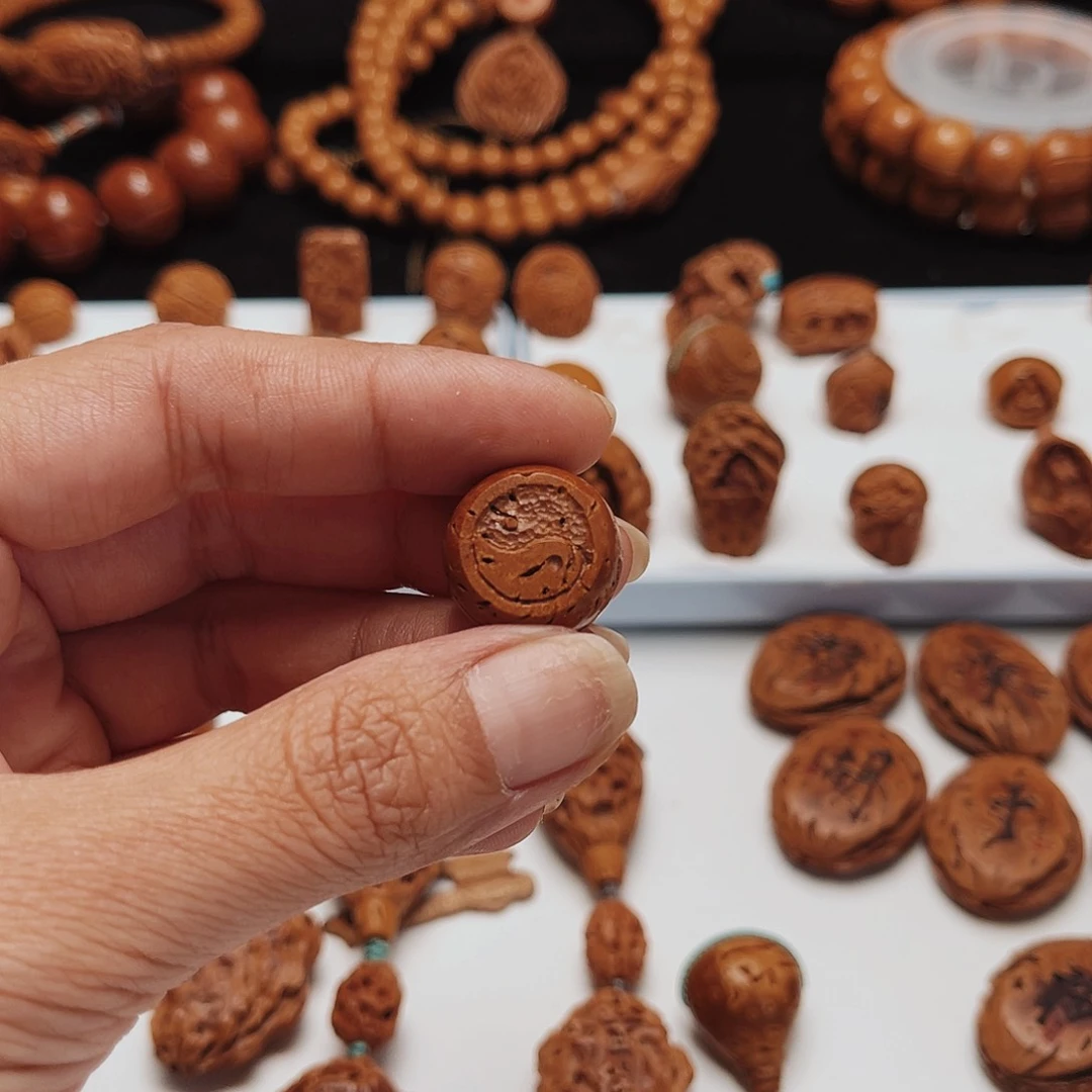 核桃手串/手链泡***档桃核手工制作工艺