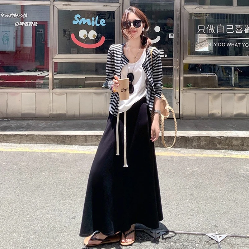 圆领针织开衫条纹慵懒上衣+宽松休闲背心+抽绳高腰a字半身裙长裙N