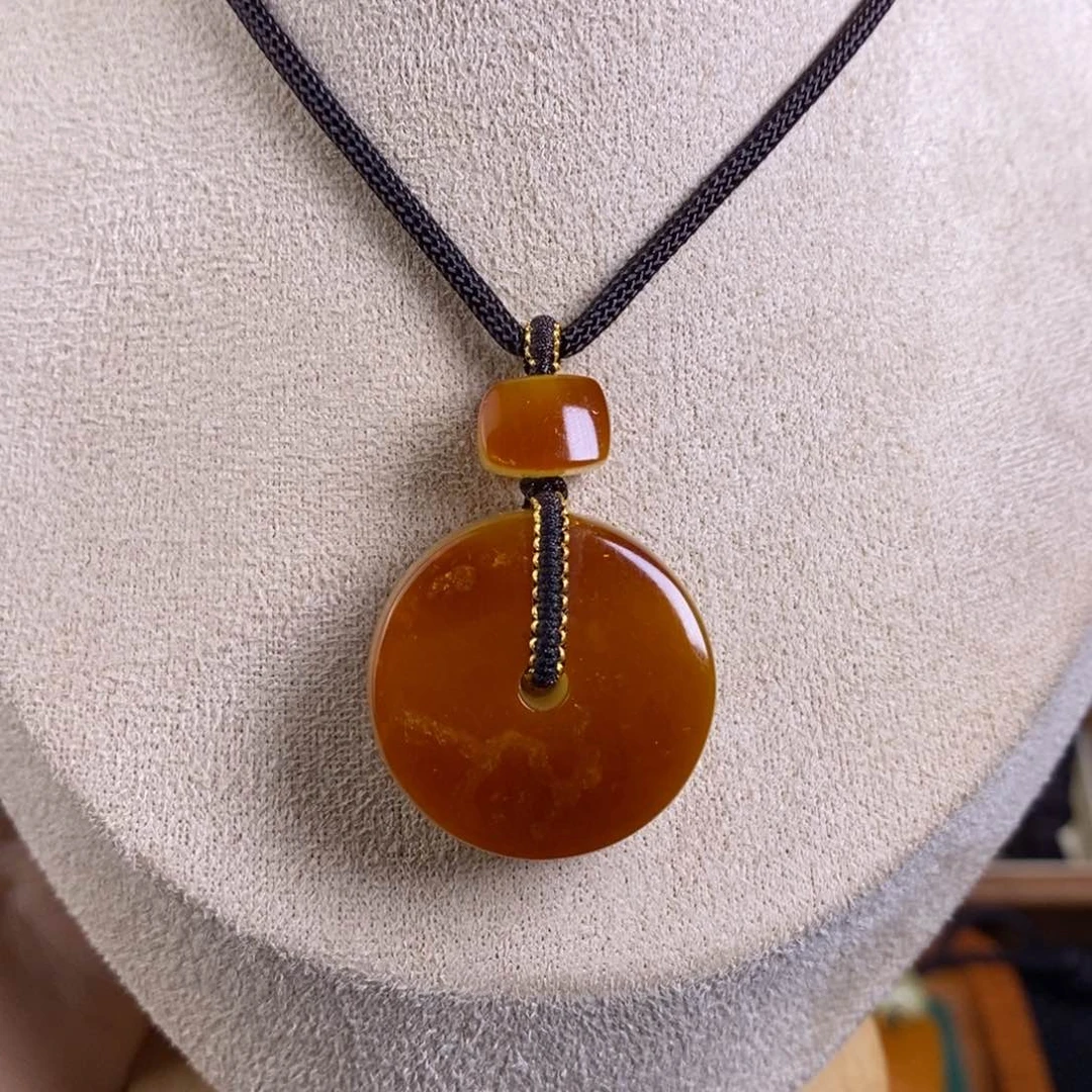 蜜蜡裸石未镶嵌大漠