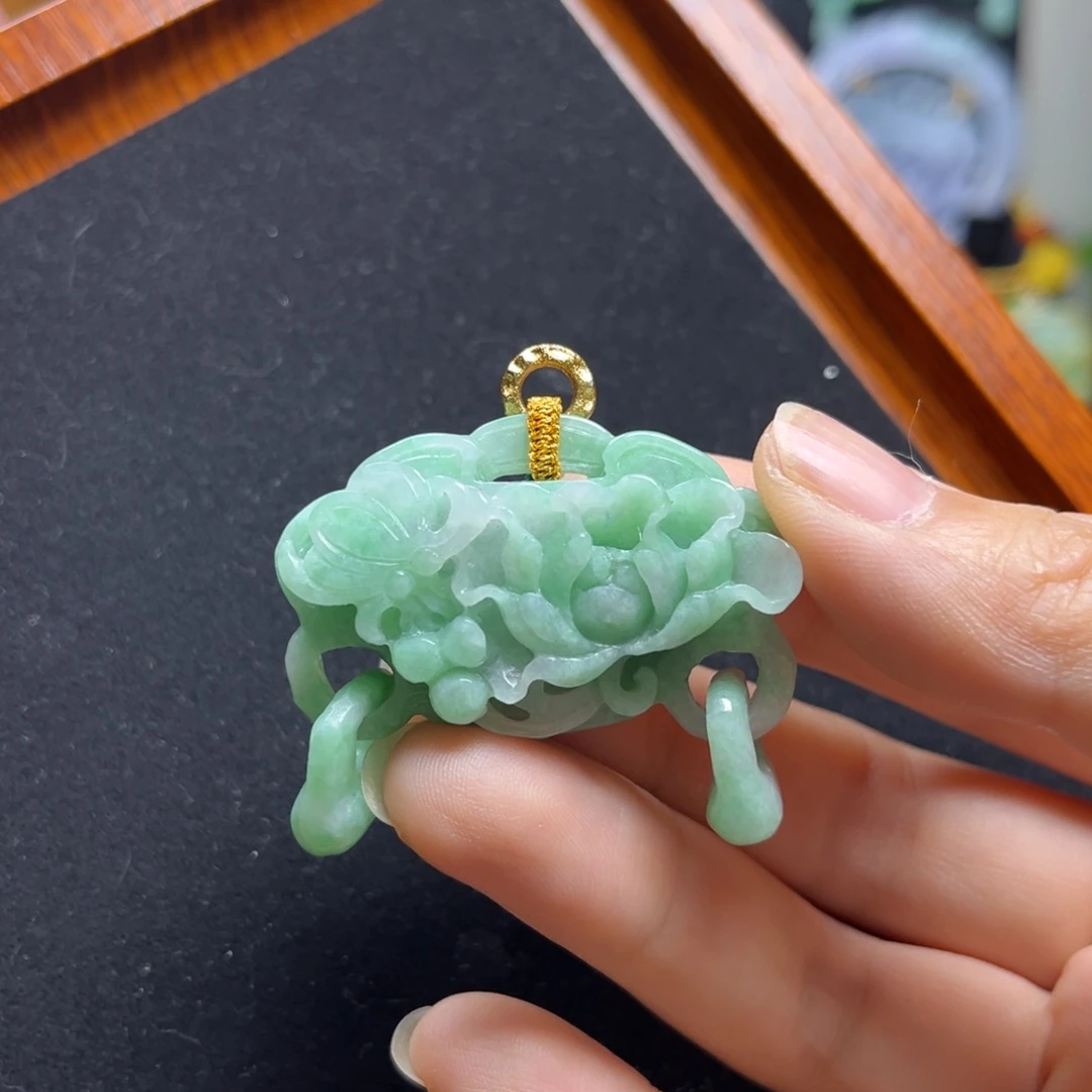 翡翠未镶嵌颈饰天然