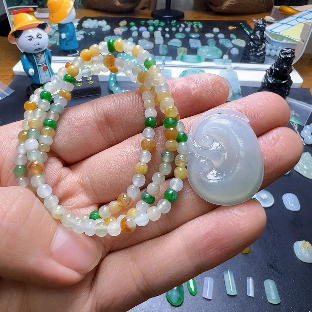 定制翡翠未镶嵌抛光