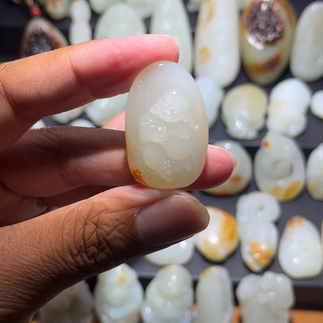 和田玉未镶嵌颈饰@*