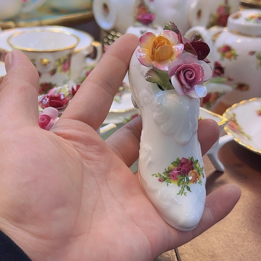 摆件欧洲瓷器收藏鉴赏博览中心