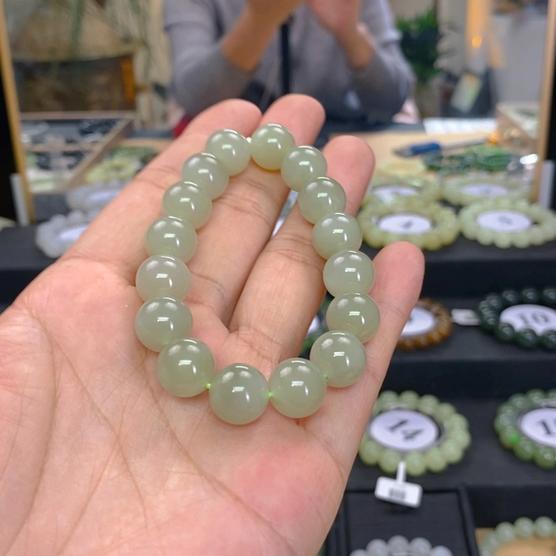 未镶嵌手串和田玉