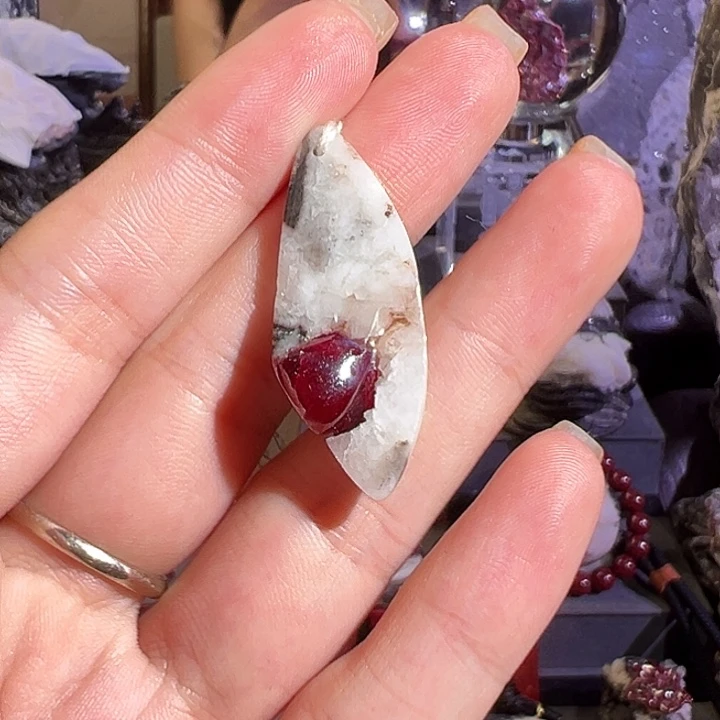 天然辰砂贵州天然万山原石