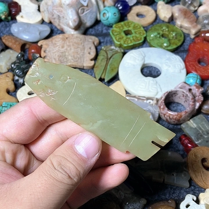 和田玉未镶嵌颈饰69