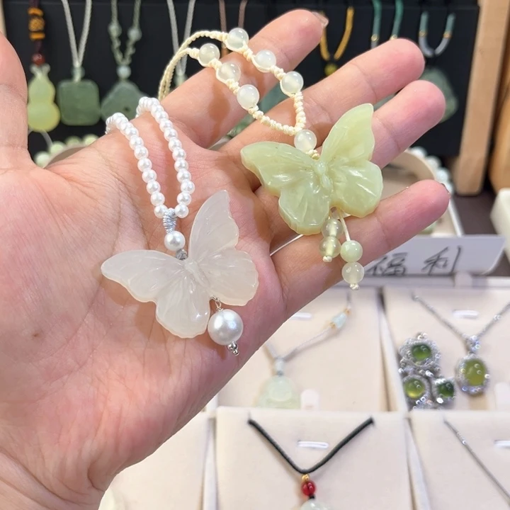 蛇纹石玉未镶嵌吊坠(赠链)发其一不退不换