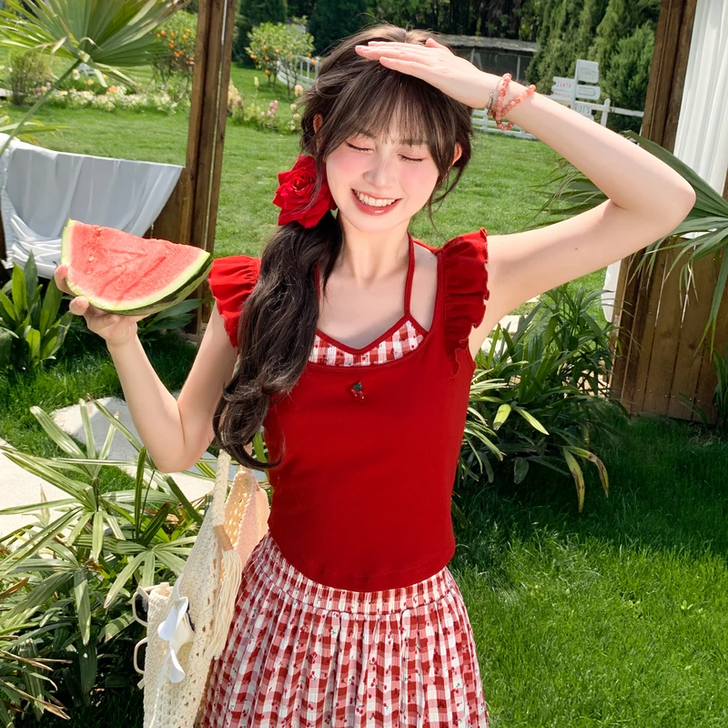 森女部落原创樱桃红色格纹拼色显白格纹假两件挂脖上衣飞飞袖T恤