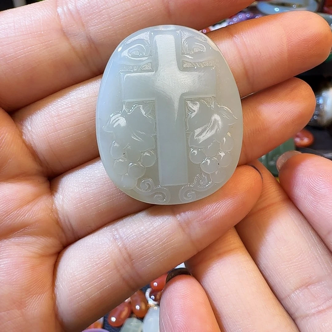 和田玉未镶嵌颈饰