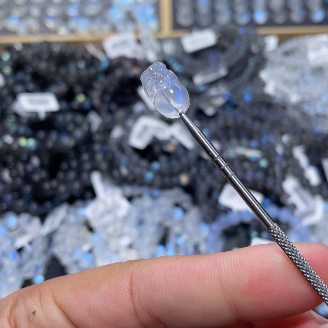 月光石手链未镶嵌从****）蓝月光貔貅