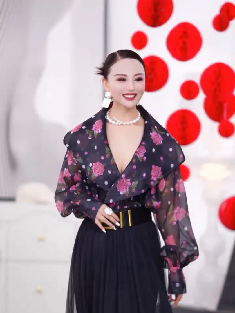 【RZ】流光花语-大翻领欧根纱外披