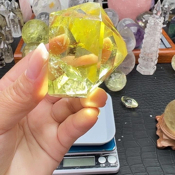 未镶嵌珠宝半成品水晶366