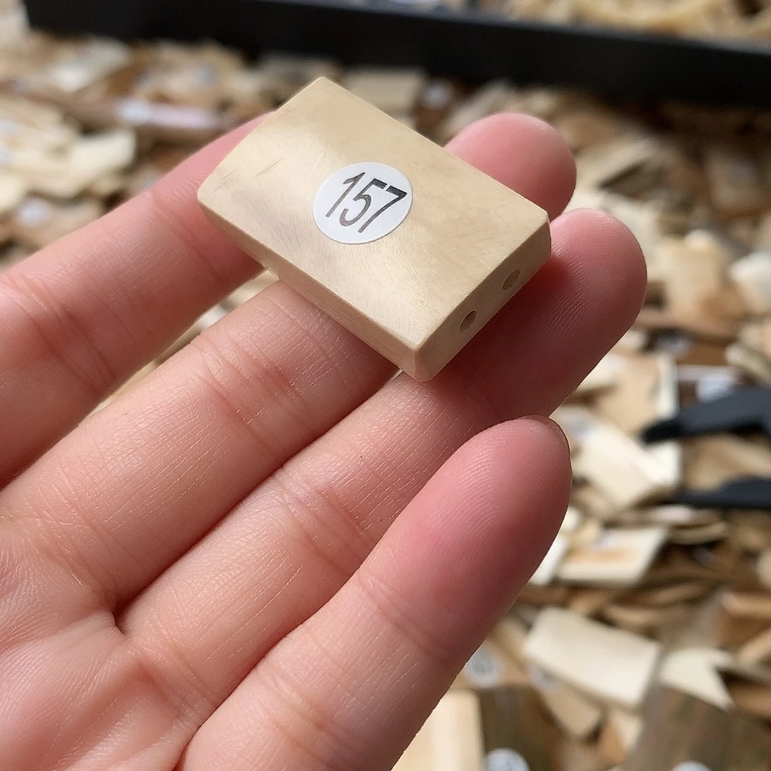 泥塑不打孔联系客服