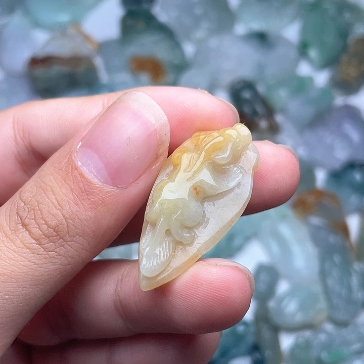 颈饰未镶嵌翡翠翡翠