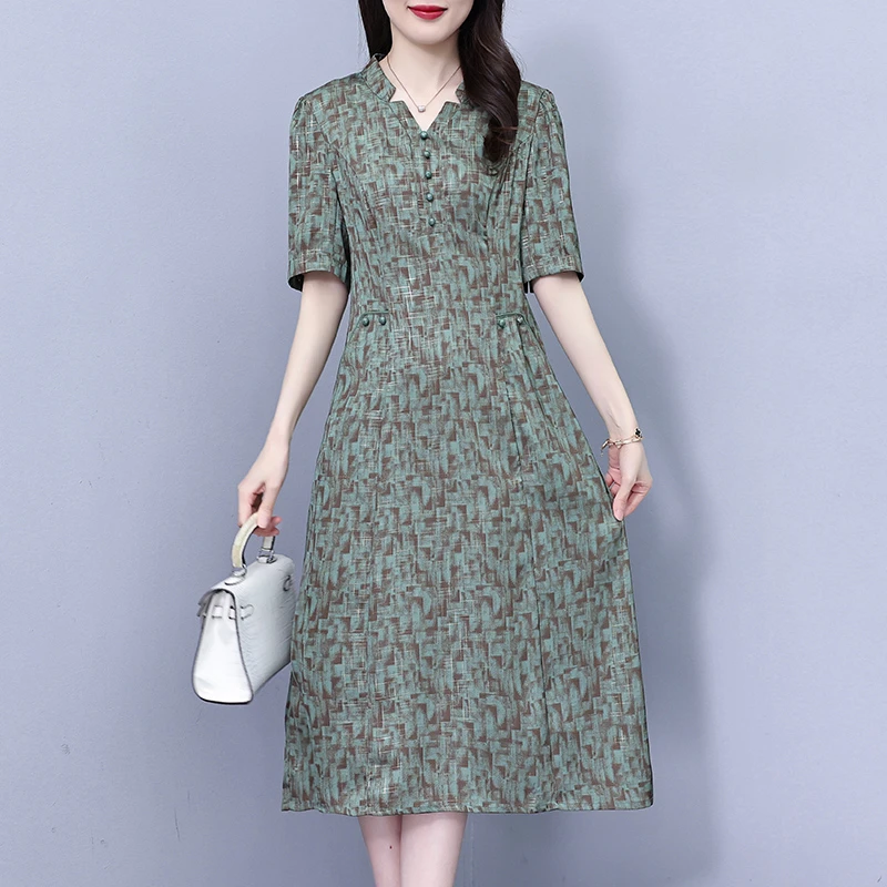 气质复古碎花连衣裙夏季新款轻奢高级感国际大品牌小个子妈妈裙子