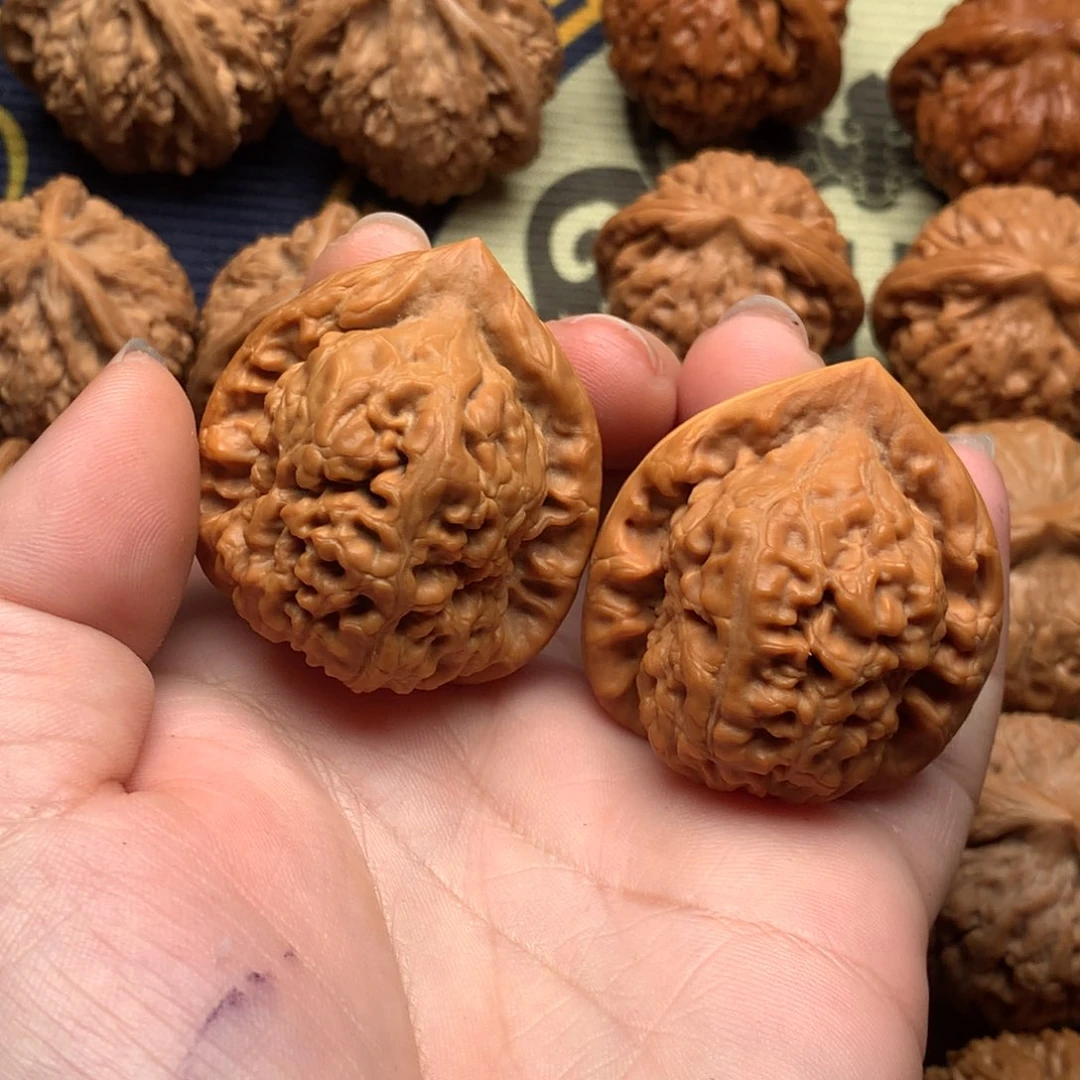 文玩核桃吊坠蚂***斗金字塔36