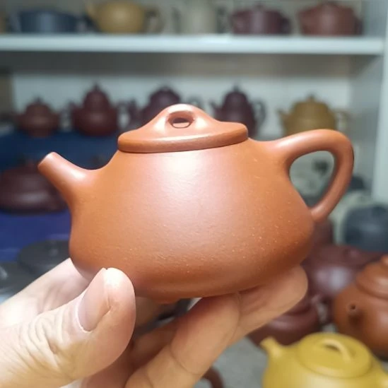 茶壶紫砂原矿红降坡粗砂子冶石瓢220cc半手工