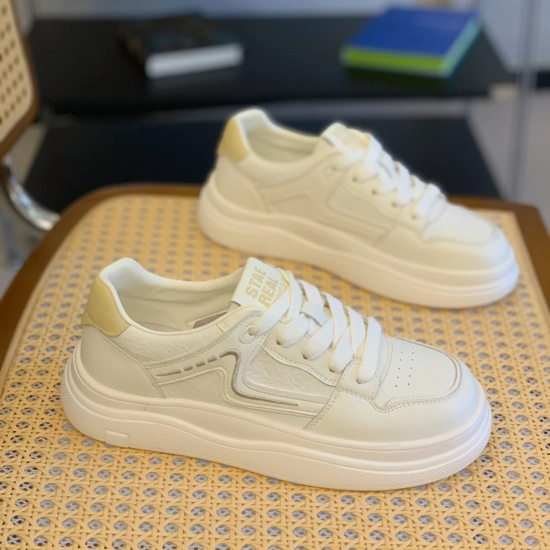 平底百搭通勤软底板鞋女2025年秋季新款简约学院风时尚真皮小白鞋