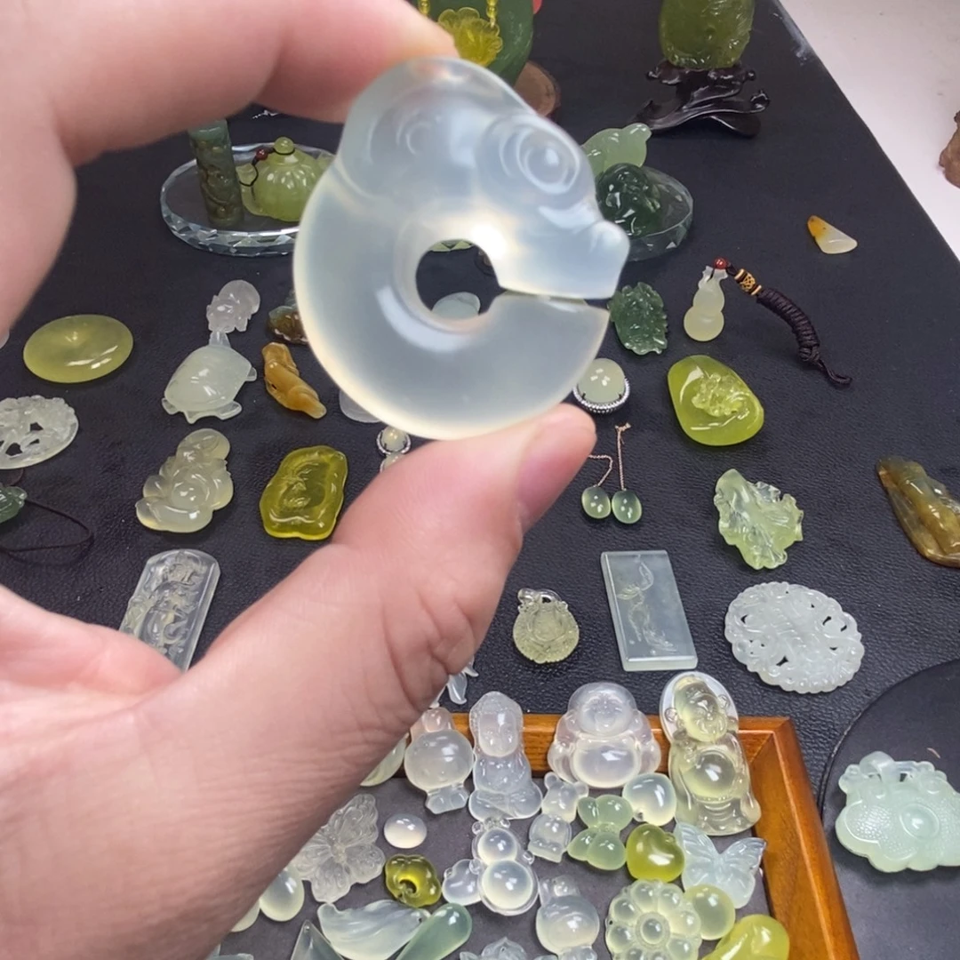 蛇纹石玉合金颈饰