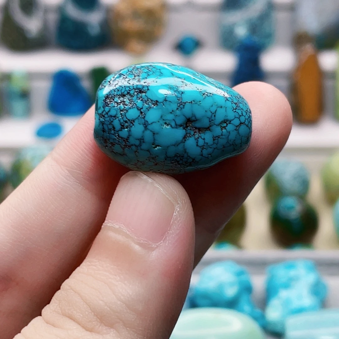 绿松石未镶嵌颈饰