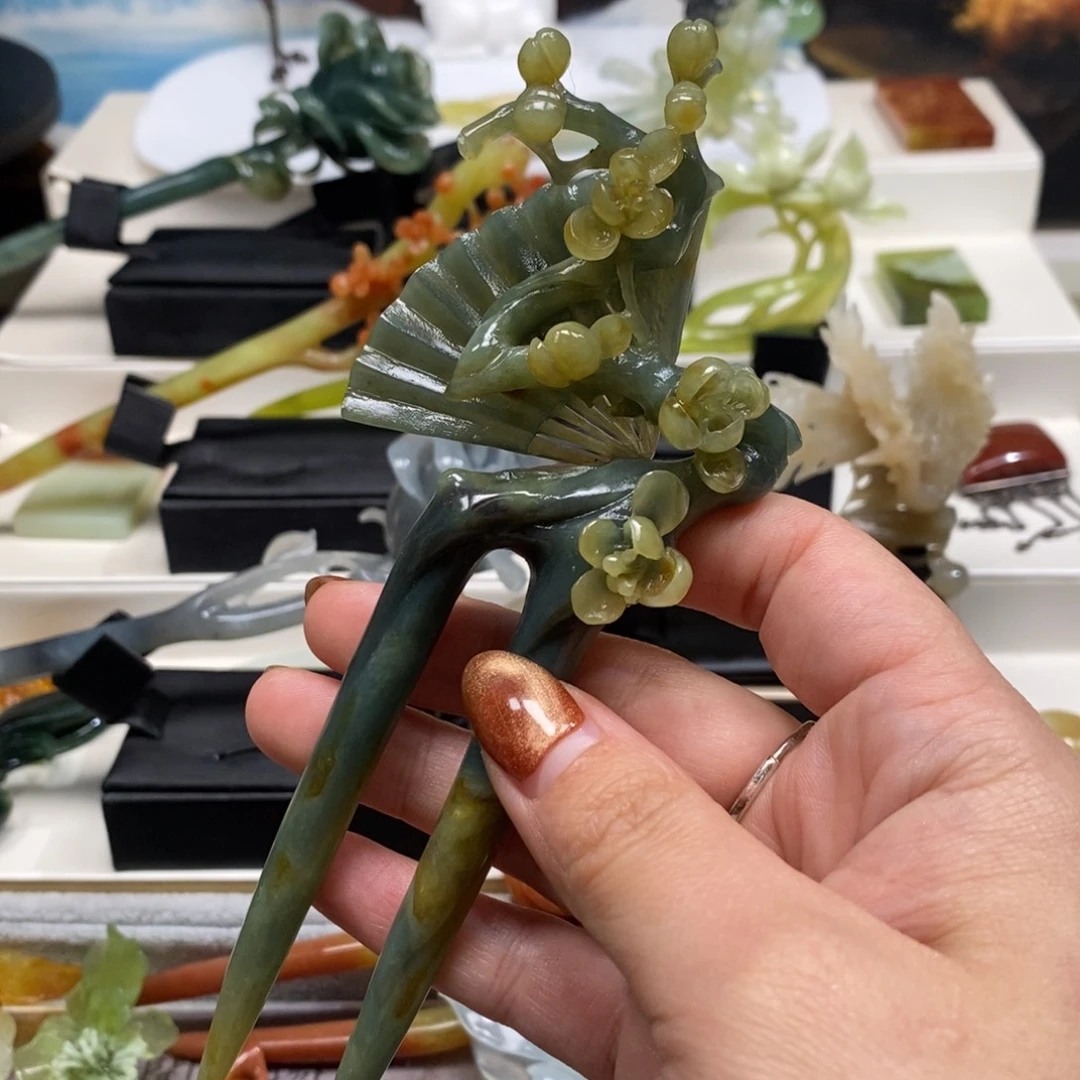 蛇纹石玉未镶嵌发饰