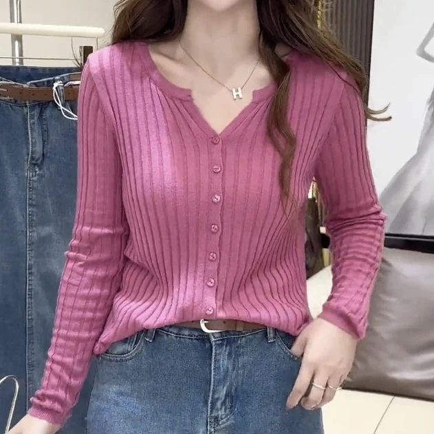 秋冬季软糯长袖毛衣女设计感小众针织开衫慵懒修身打底衫上衣