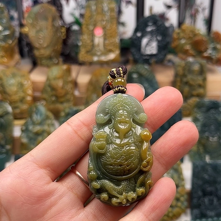 翡翠未镶嵌颈饰天然翡翠a货财神