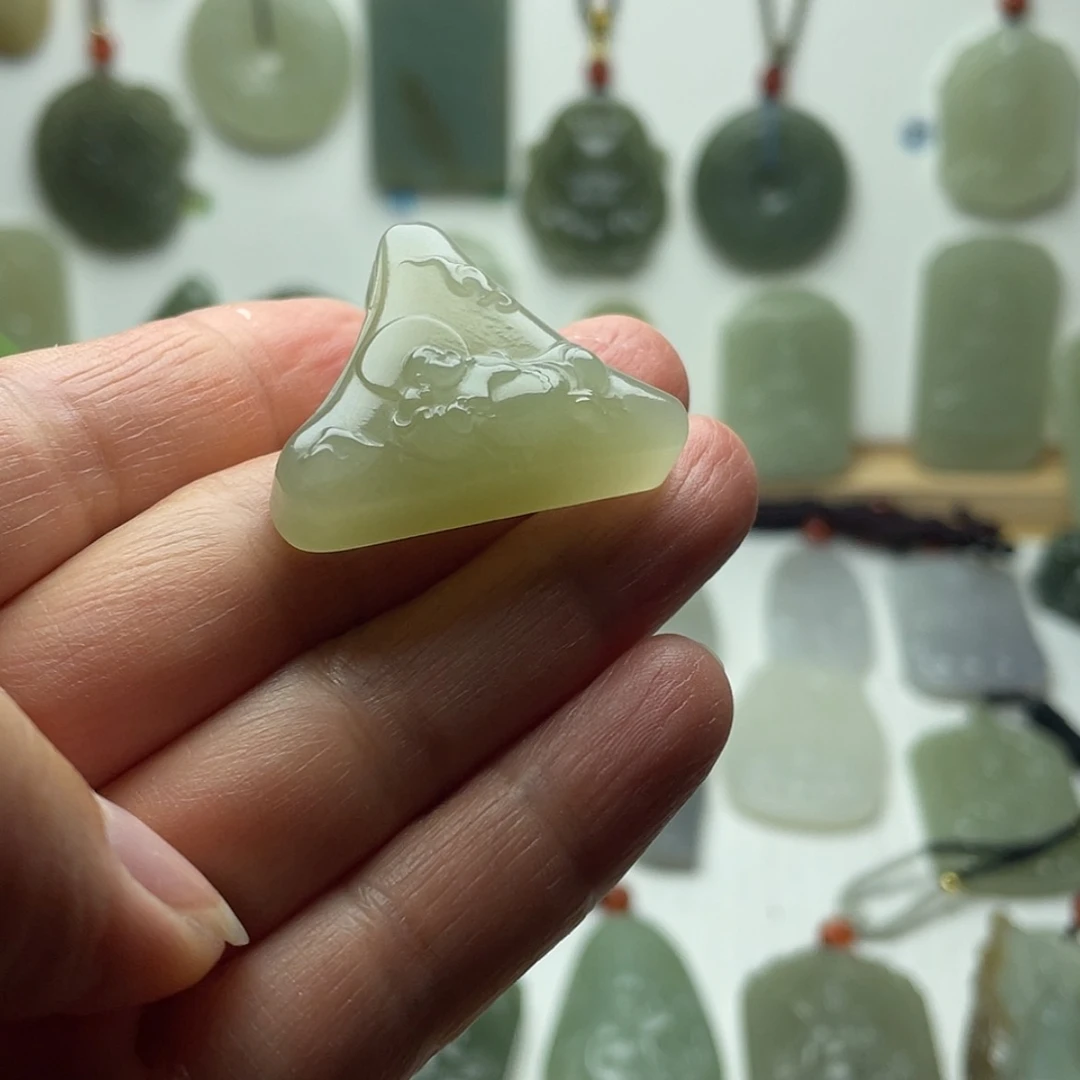 【闪购商品】湖水绿小佛公吊坠