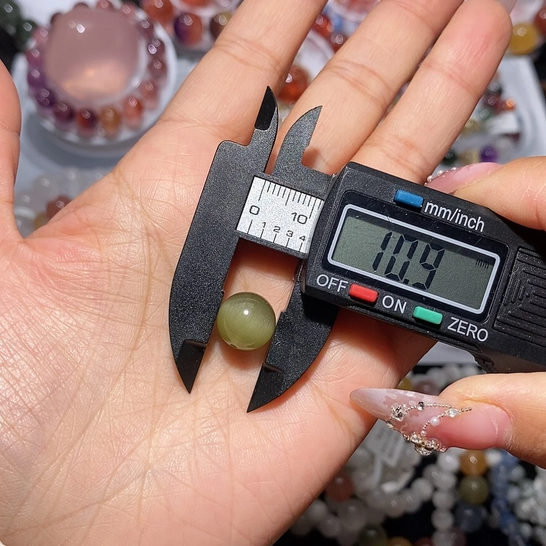 J***f手链未镶嵌水晶猫眼绿兔毛